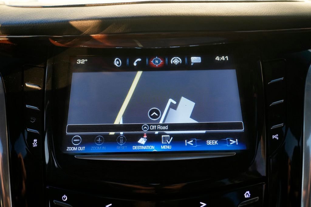 Used 2020 Cadillac Escalade Luxury AWD/4WD image 53