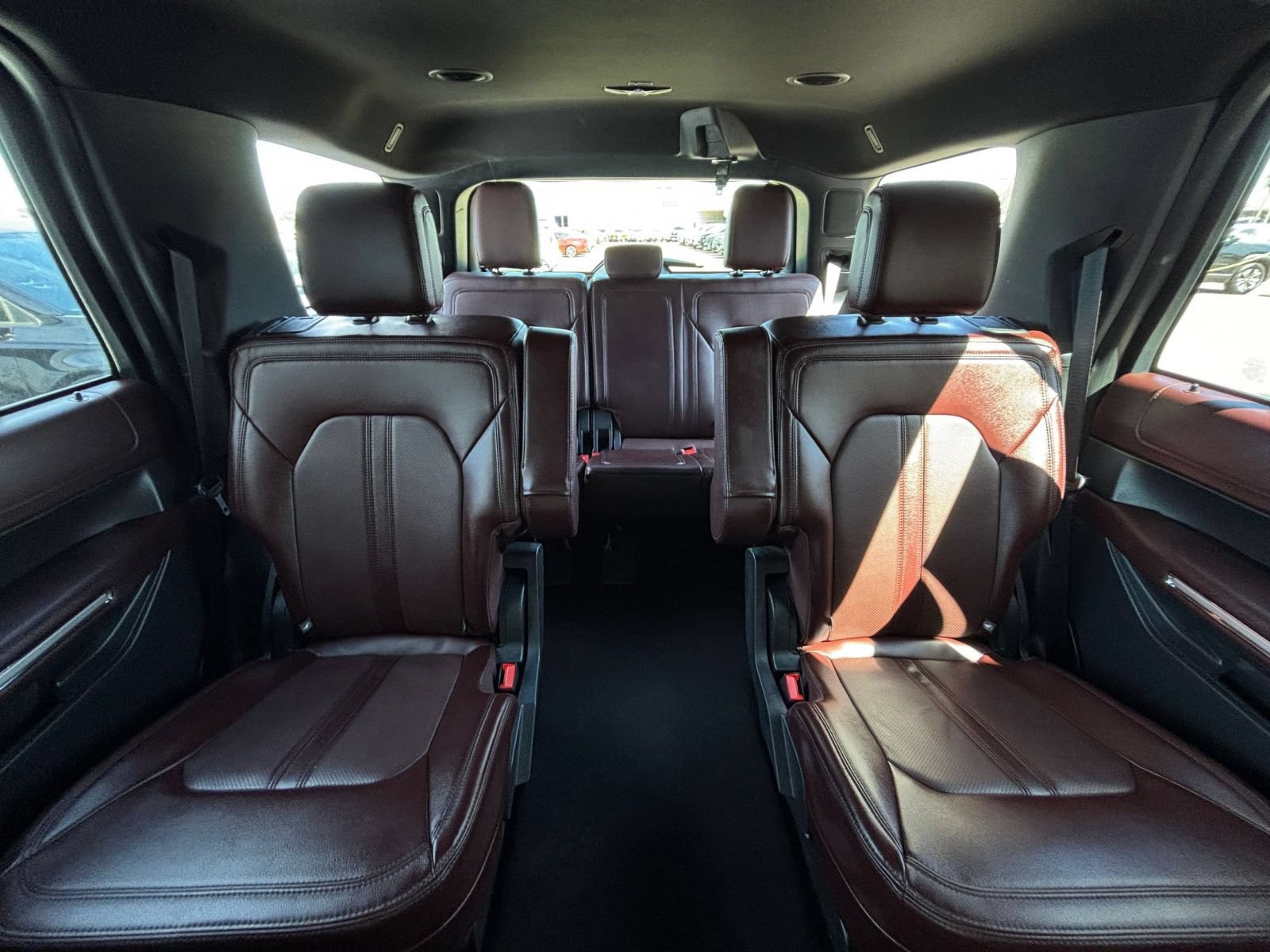 Used 2024 Ford Expedition Limited AWD/4WD image 42