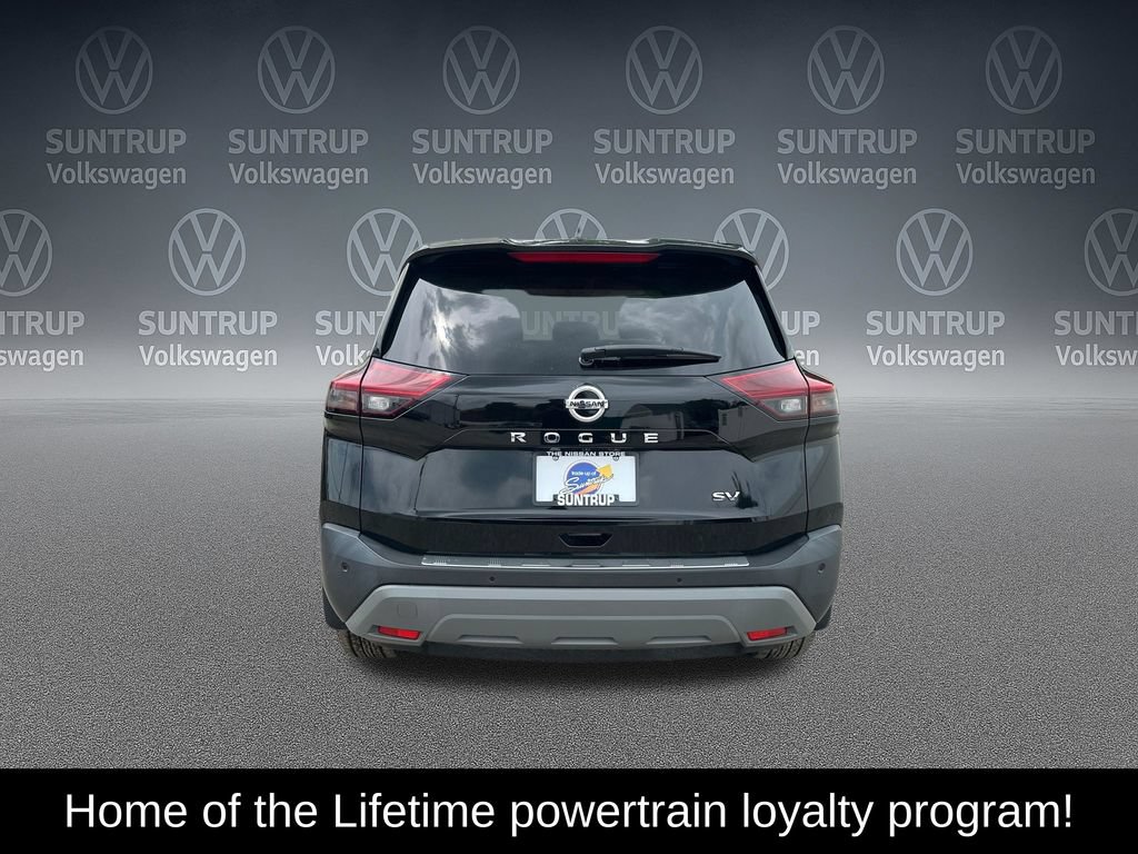 Used 2021 Nissan Rogue SV FWD image 4