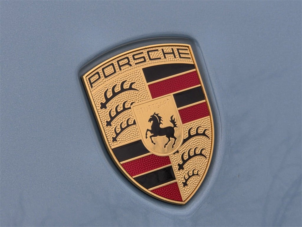 Used 2020 Porsche Taycan 4S image 11