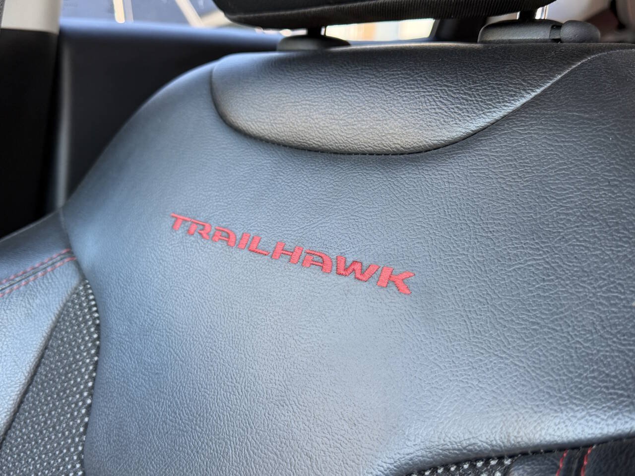 Used 2020 Jeep Compass Sport AWD/4WD image 28