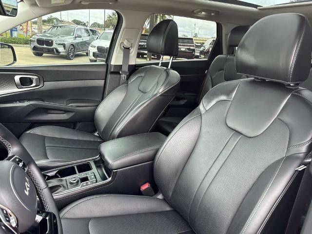 Used 2025 Kia Sorento EX w/ Panoramic Sunroof Package FWD image 20
