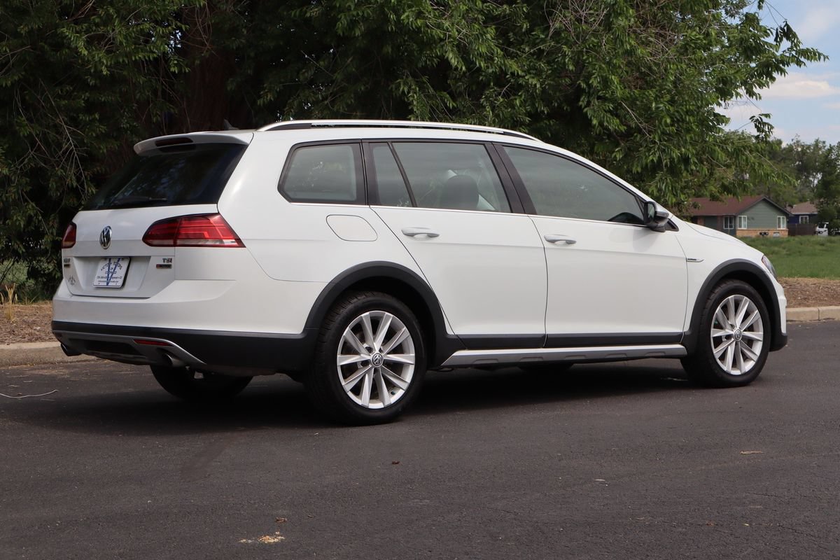 Used 2018 Volkswagen Golf Alltrack S AWD/4WD image 5