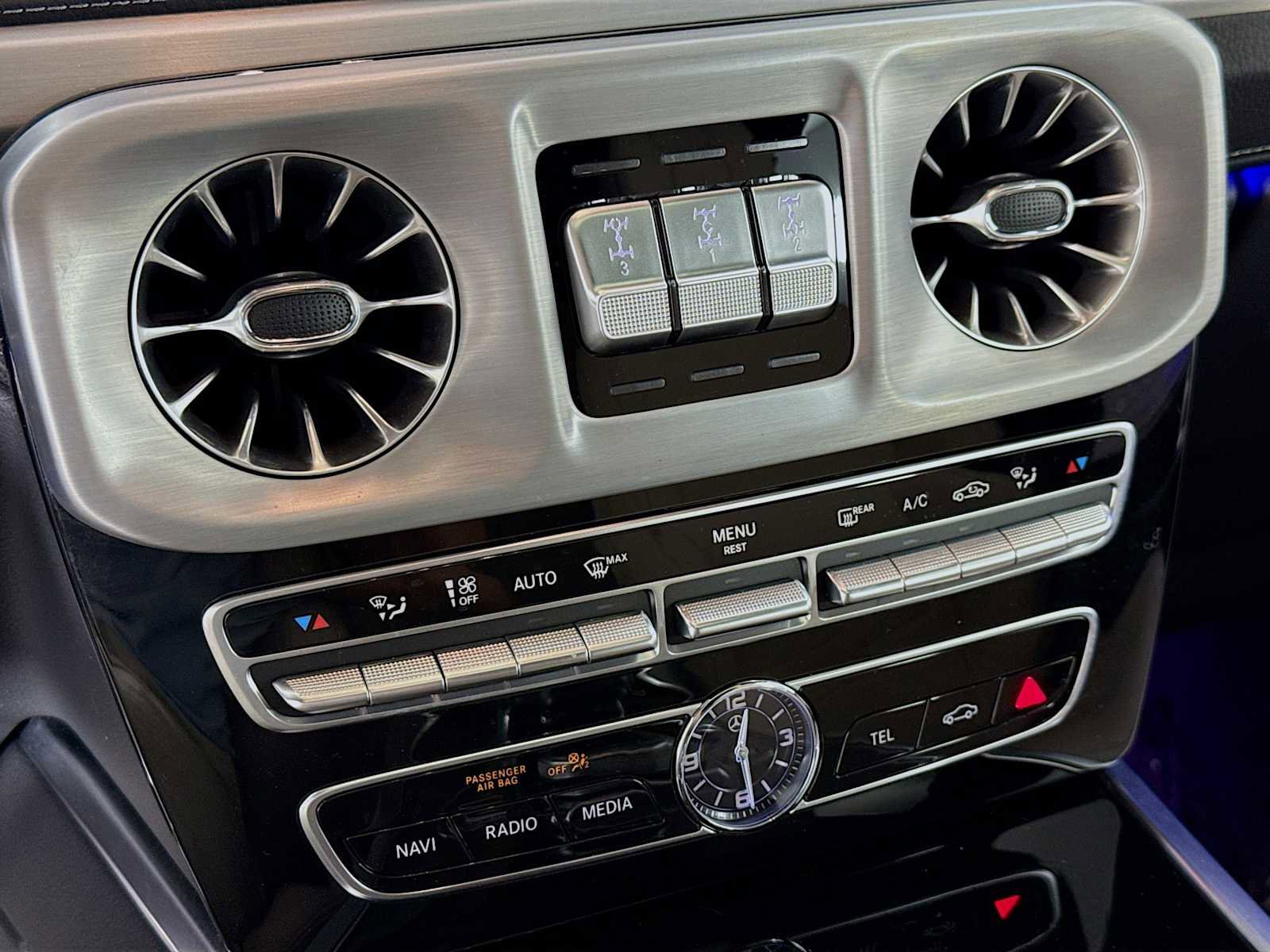 Used 2024 Mercedes-Benz G 550 G 550 4MATIC image 17