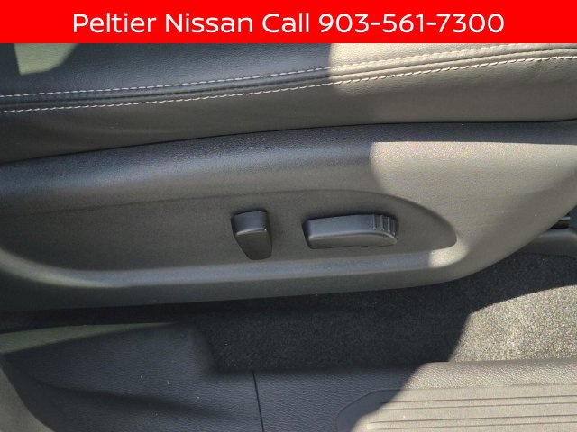Certified 2024 Nissan Murano SV w/ SV Midnight Edition Package FWD image 14