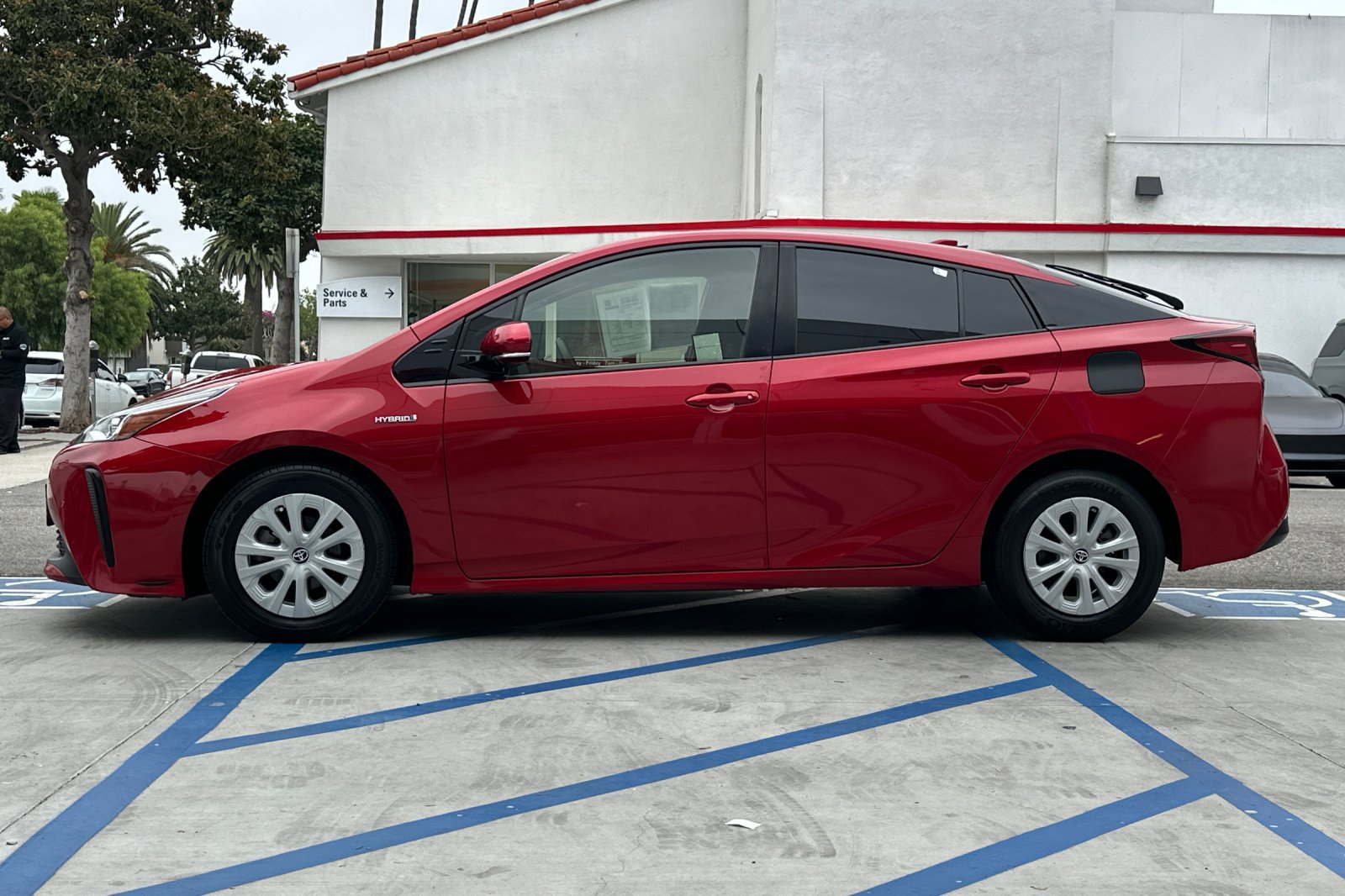 Used 2019 Toyota Prius LE w/ Carpet Mat Package FWD image 7