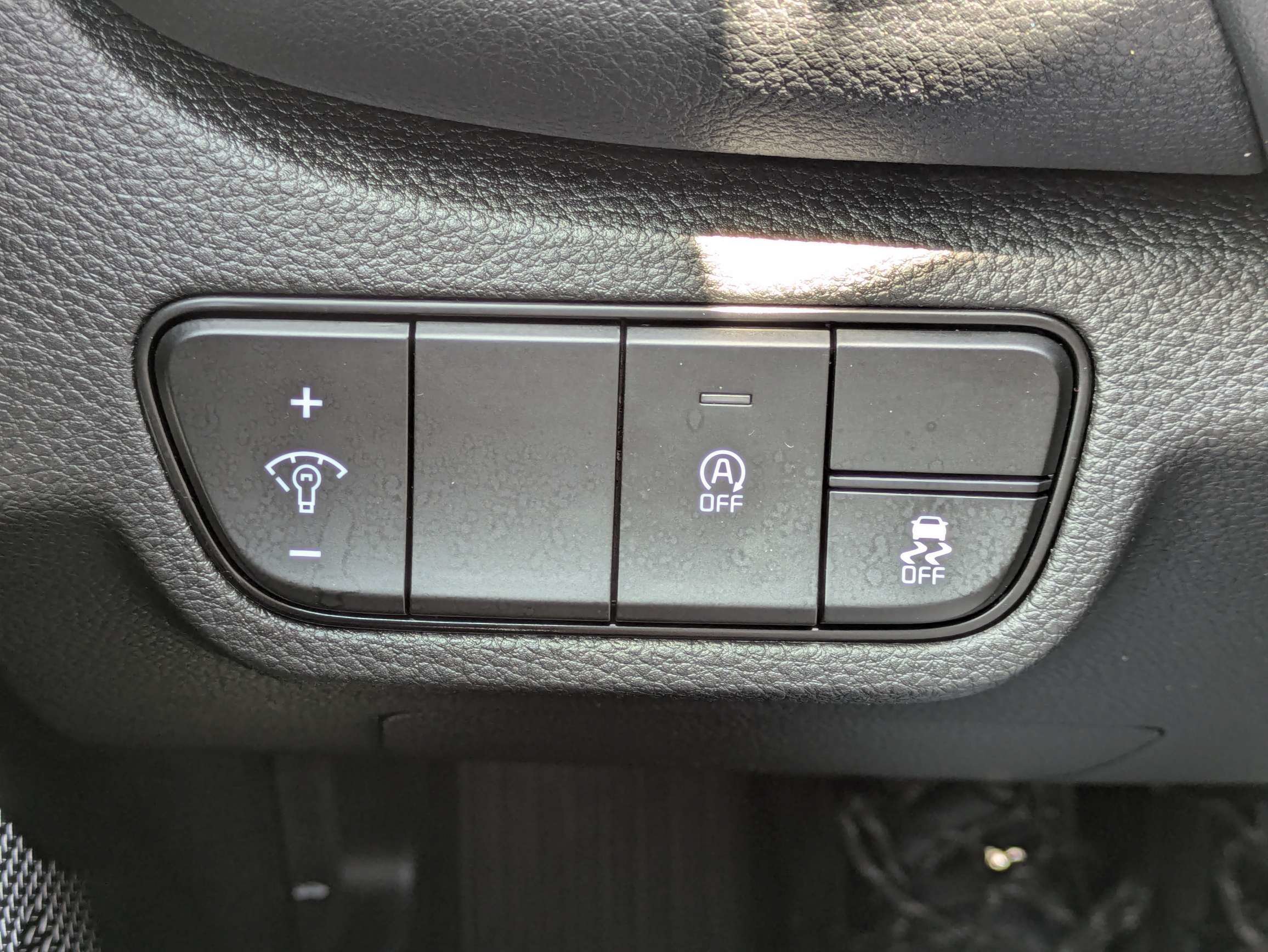 Certified 2024 Kia Seltos EX FWD image 30
