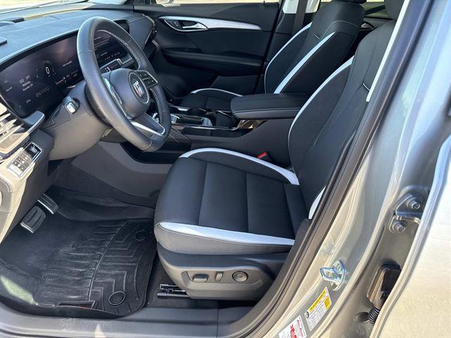 New 2025 Buick Envision Sport Touring image 9