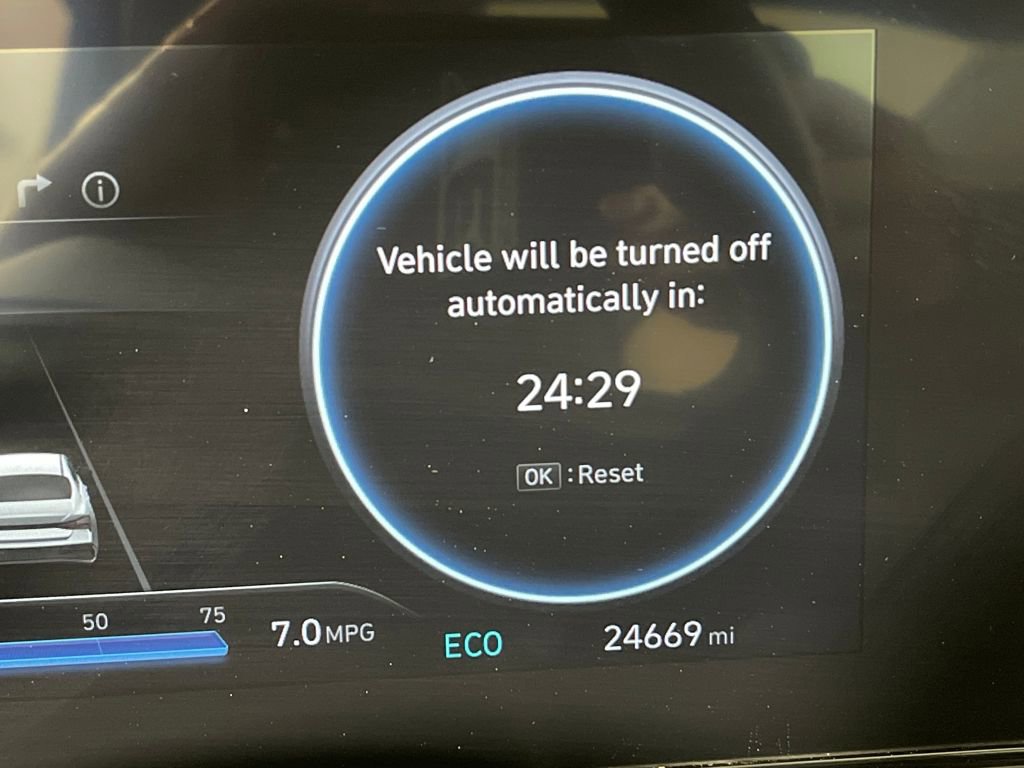 Certified 2025 Hyundai Elantra Limited image 21