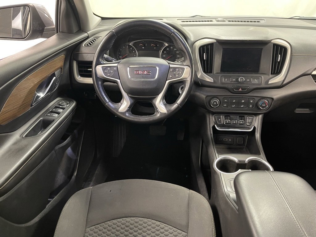 Used 2020 GMC Terrain SLE image 28