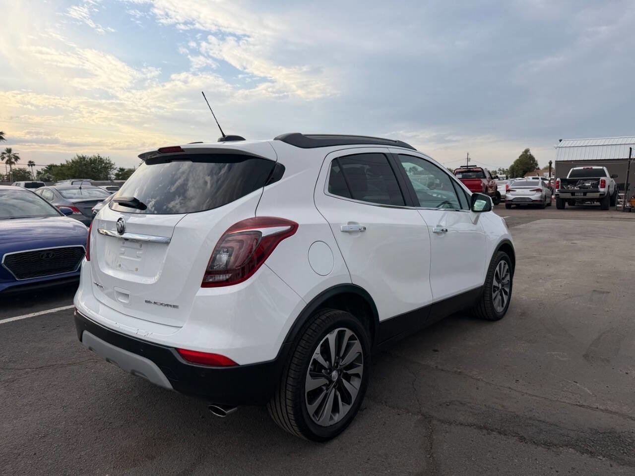 Used 2017 Buick Encore Premium FWD image 11