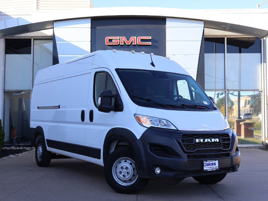 Used 2024 RAM ProMaster 2500 w/ Premium Convenience Group FWD image 3