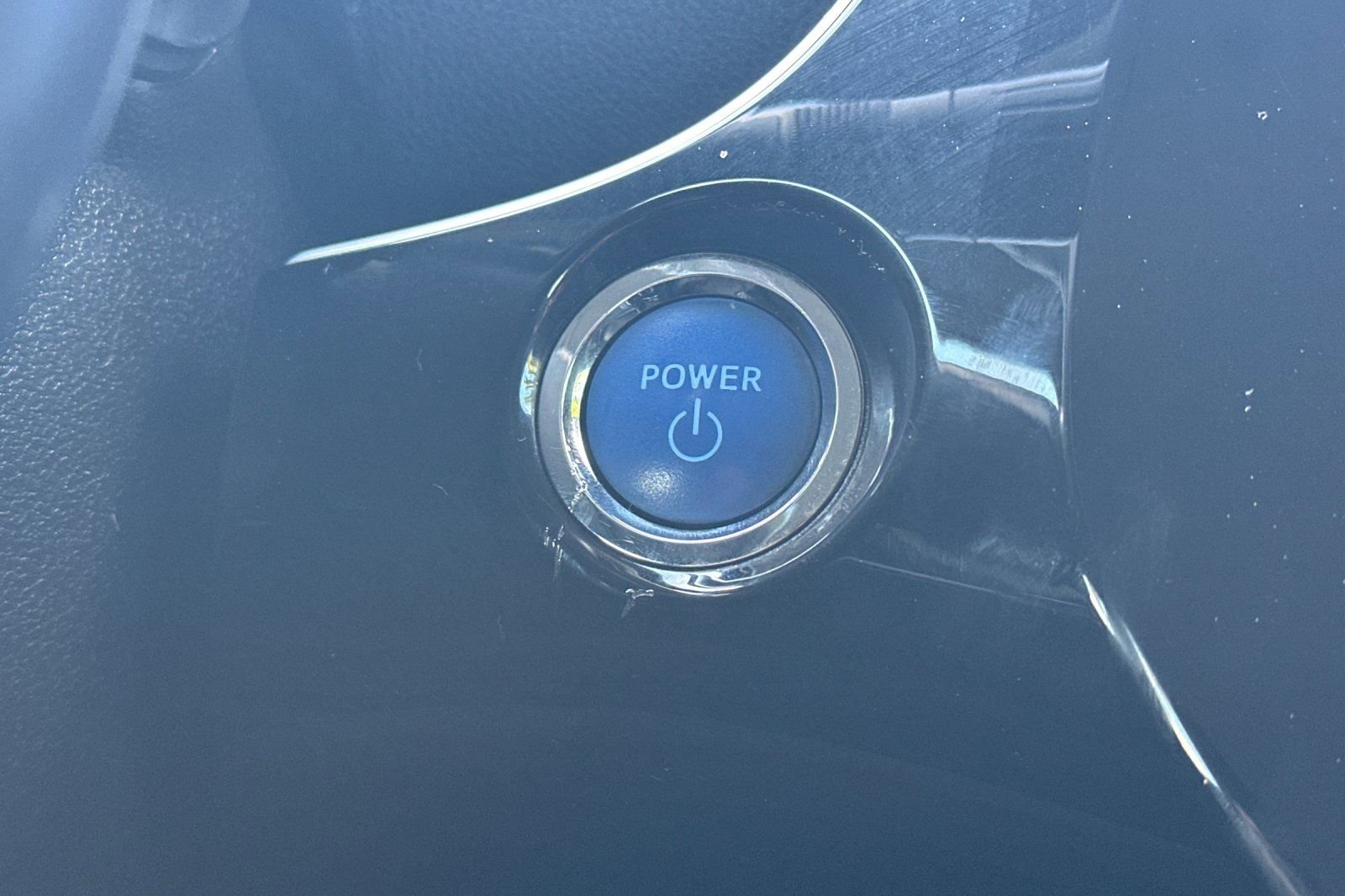 Used 2022 Toyota Prius XLE image 21