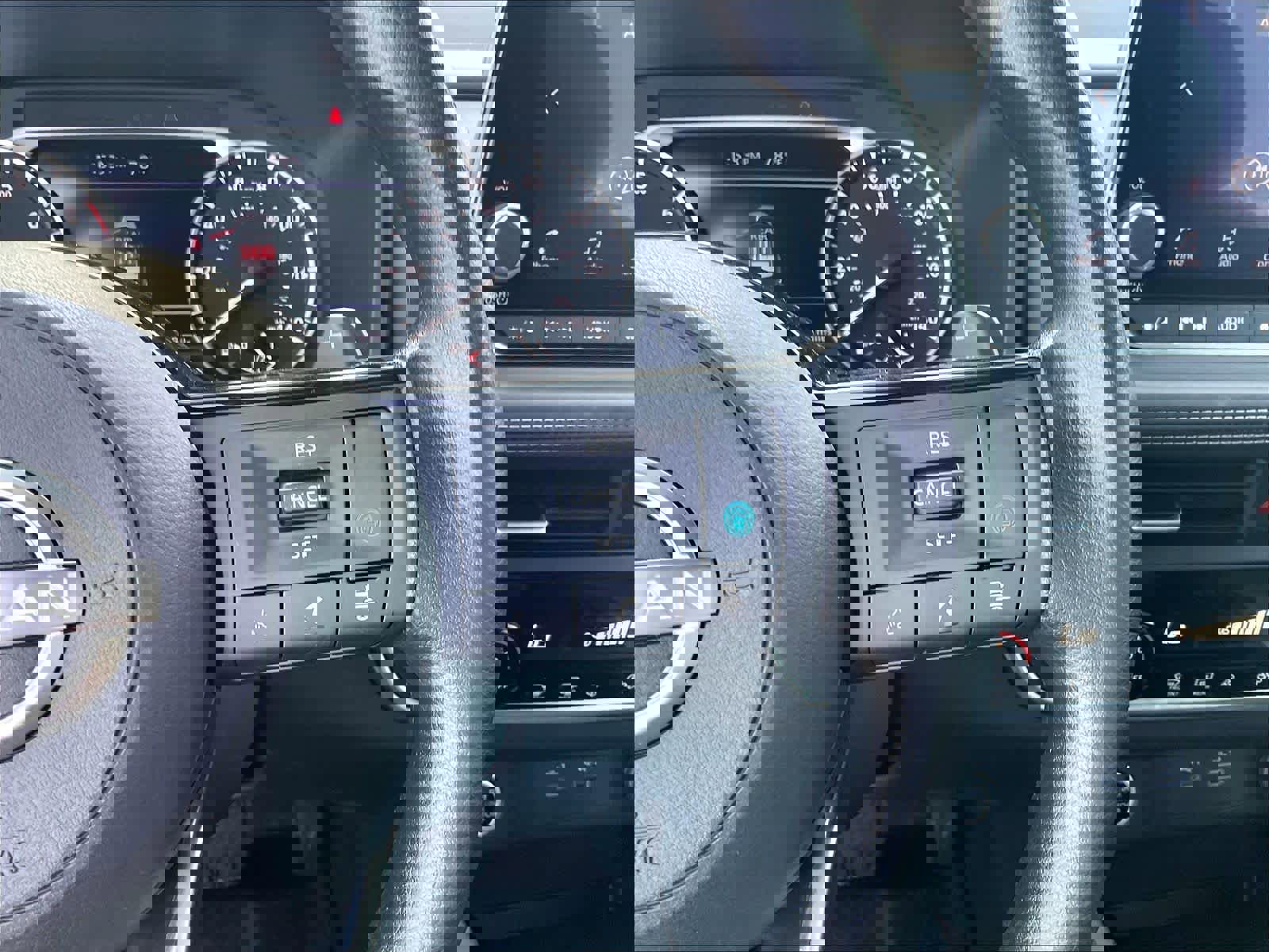 Used 2023 Nissan Rogue SV image 21