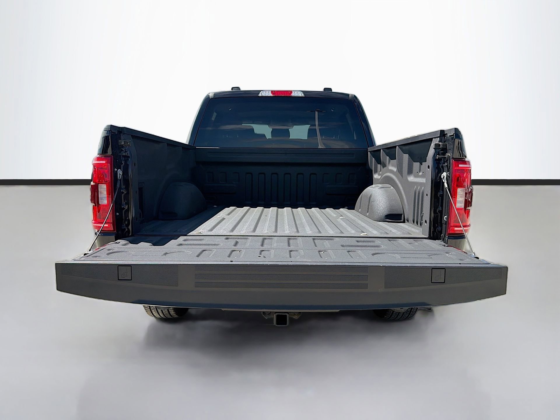 Used 2023 Ford F150 XLT w/ Equipment Group 302A High image 31