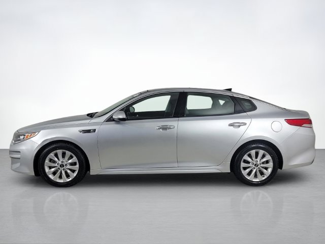 Used 2018 Kia Optima EX w/ Premium Package FWD image 6