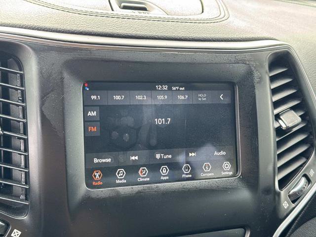 Used 2019 Jeep Cherokee Latitude w/ Popular Appearance Group image 13