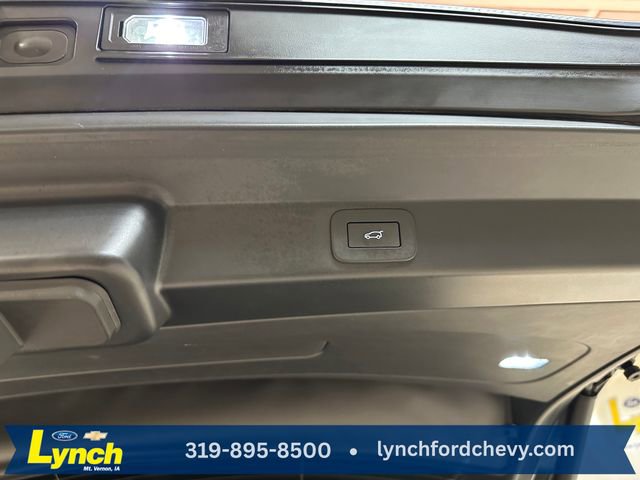 Used 2024 Land Rover Range Rover Sport SE image 18