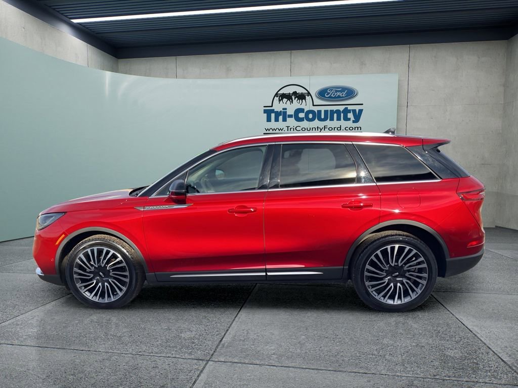 Used 2022 Lincoln Corsair Reserve w/ Elements Package image 4