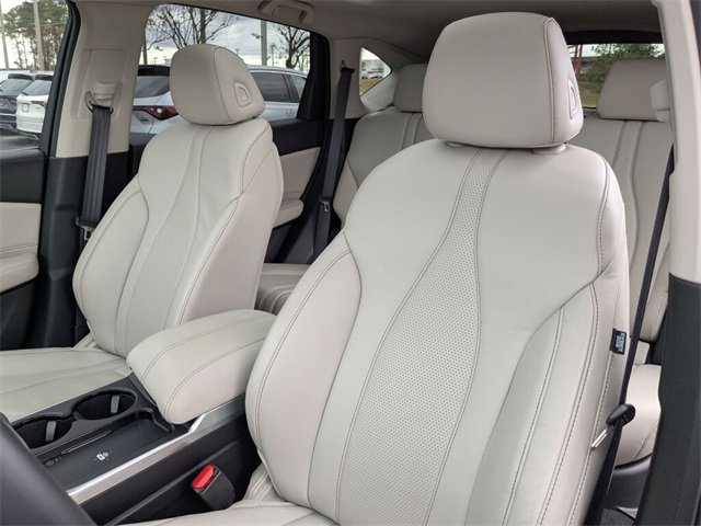 Certified 2025 Acura RDX w/ Technology Package image 32