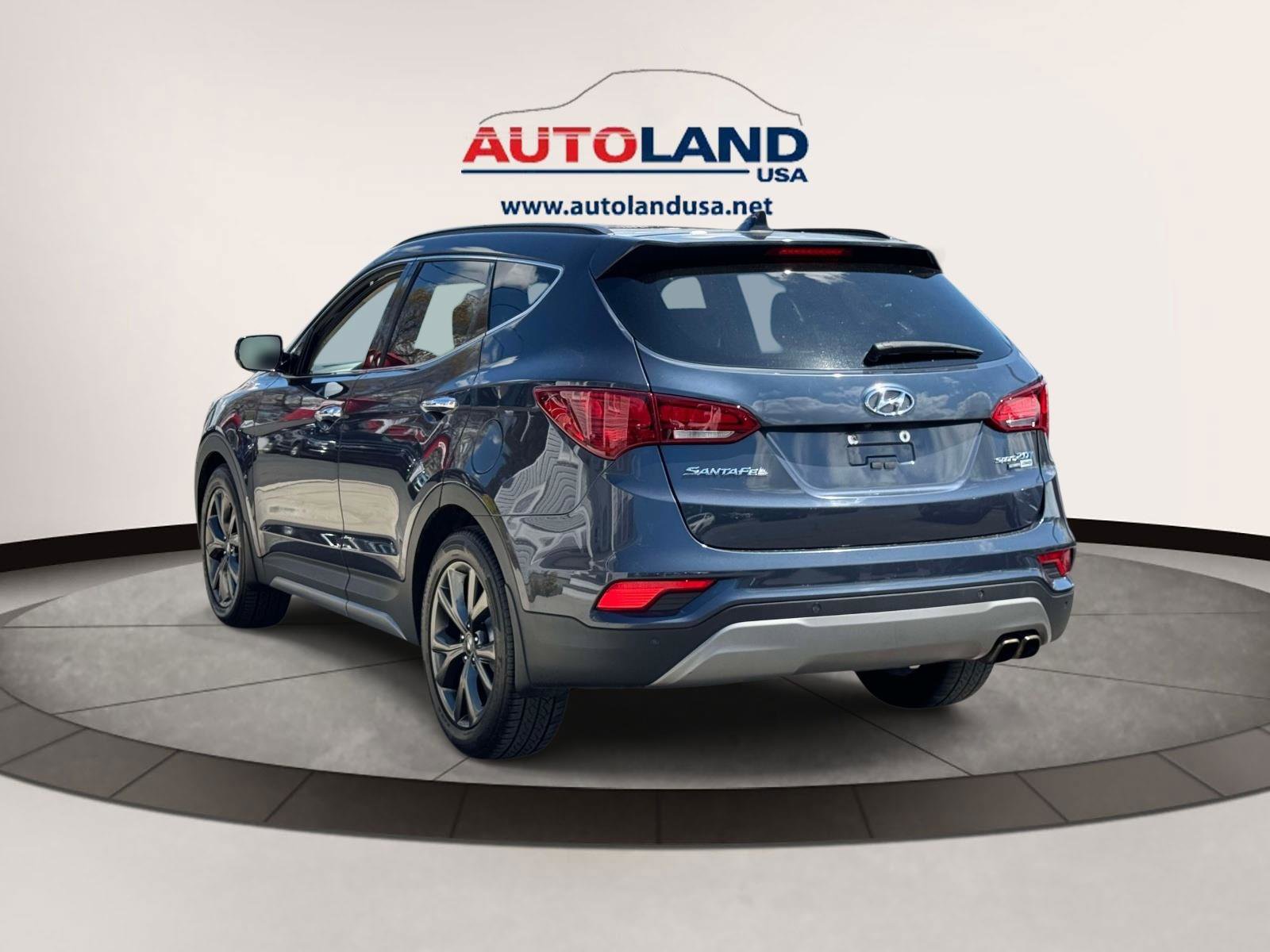 Used 2017 Hyundai Santa Fe Sport w/ Cargo Package AWD/4WD image 5