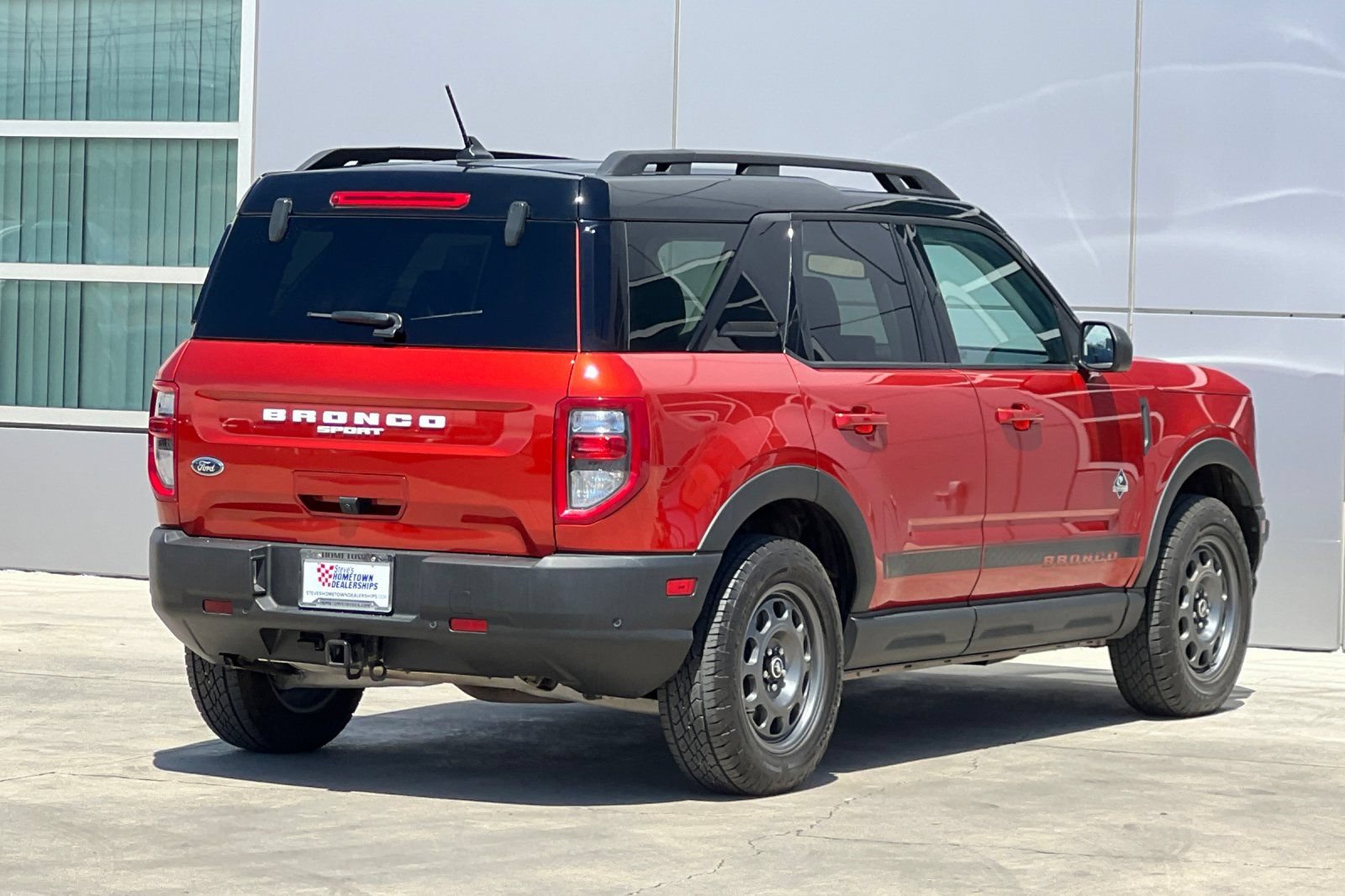 Used 2024 Ford Bronco Sport Outer Banks AWD/4WD image 4