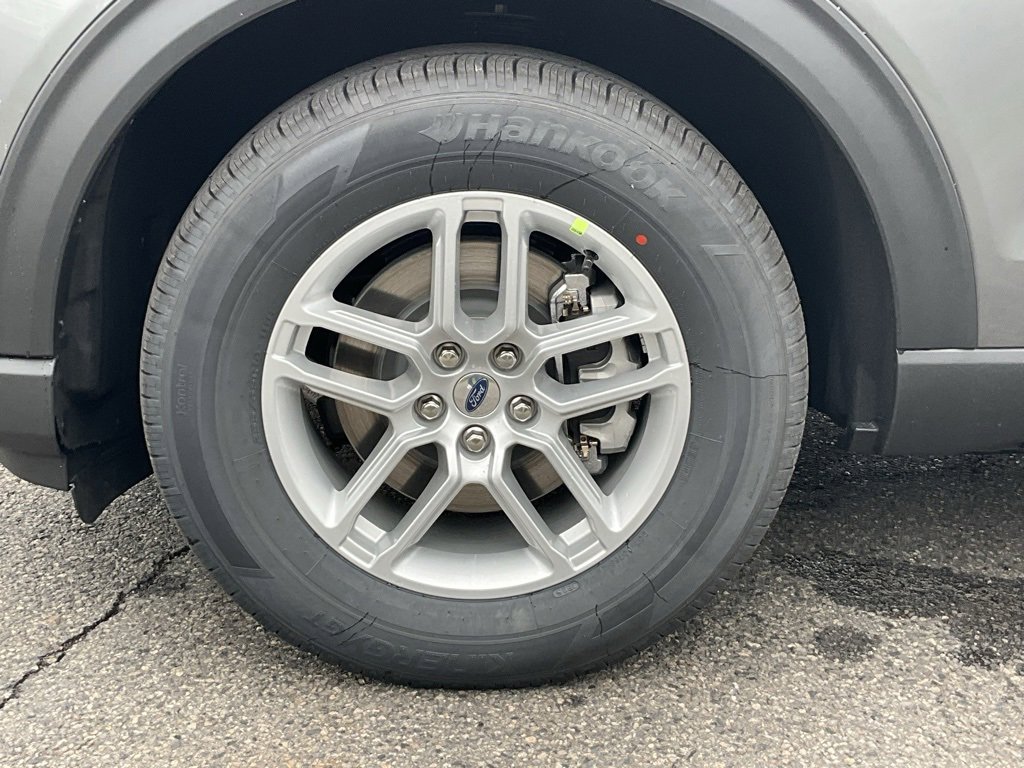 New 2026 Ford Explorer Active image 22