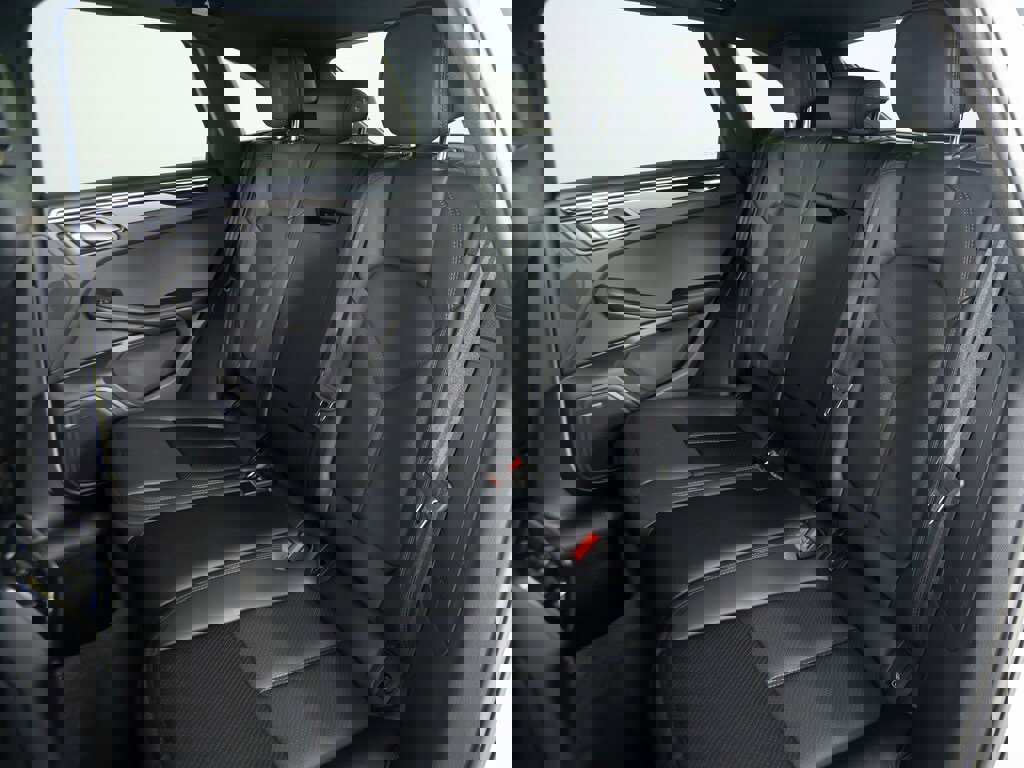 New 2026 Porsche Macan image 34