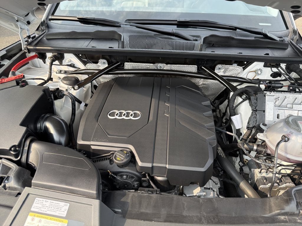 Used 2023 Audi Q5 2.0T Premium w/ Convenience Package AWD/4WD image 34
