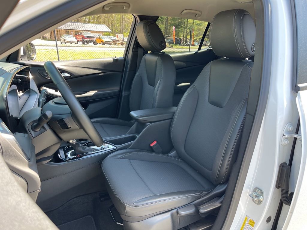 Used 2025 Buick Encore GX Preferred FWD image 21