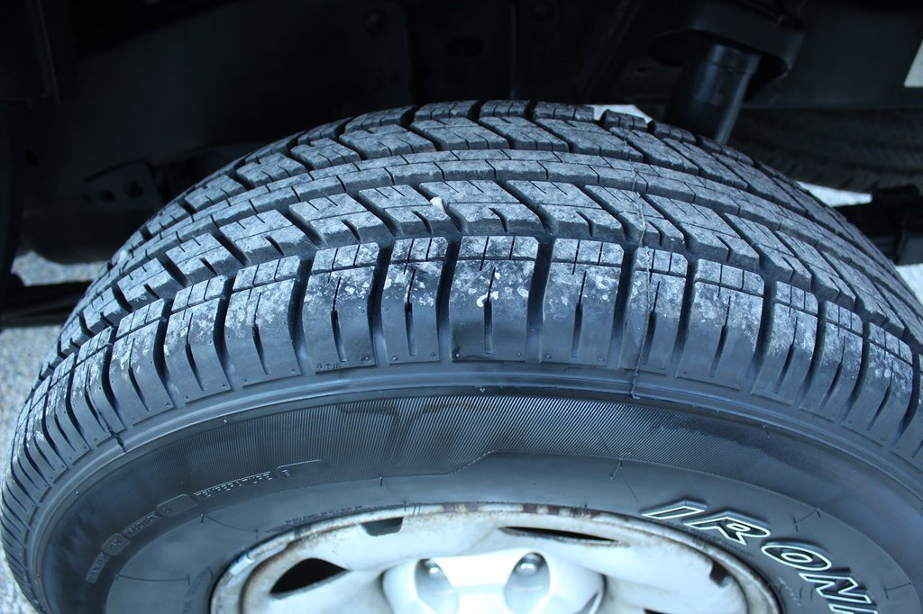 Used 2016 Toyota Tacoma SR image 9