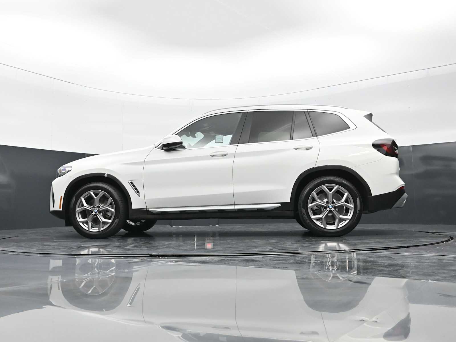 Certified 2023 BMW X3 sDrive30i w/ Convenience Package w/ZPA RWD image 32