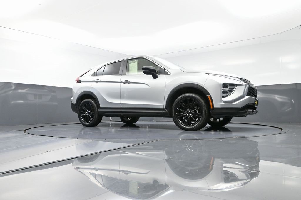 Used 2025 Mitsubishi Eclipse Cross LE image 47