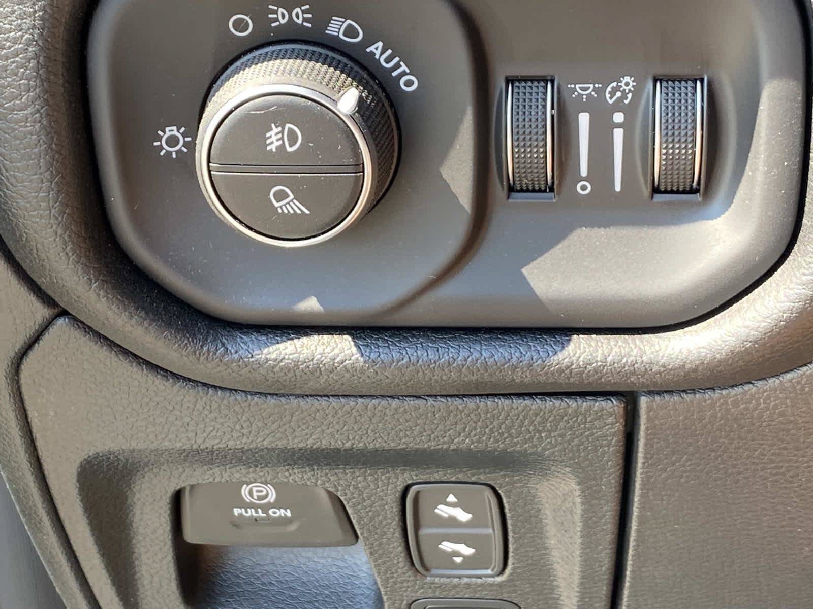 Used 2026 RAM 1500 Big Horn AWD/4WD image 22