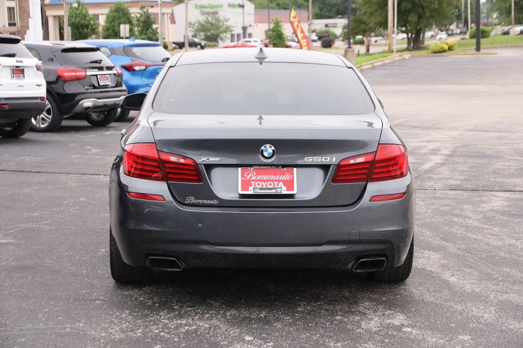 Used 2016 BMW 550i xDrive Sedan AWD/4WD image 6