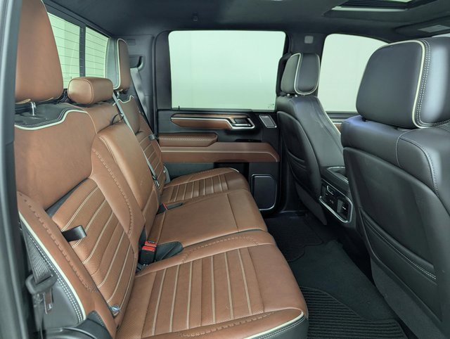 Used 2025 GMC Sierra 2500 Denali Ultimate image 20