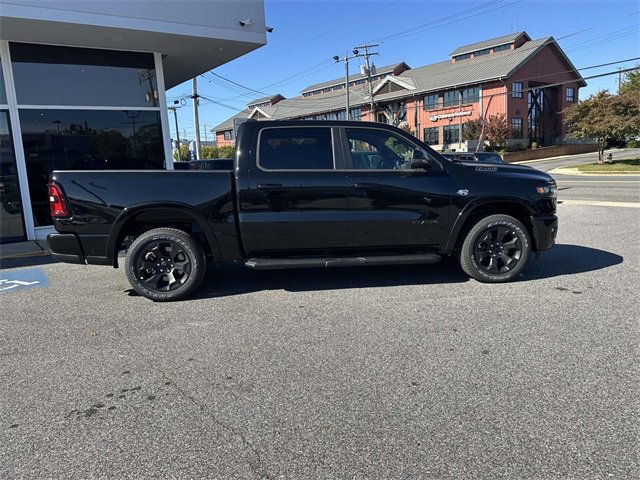 New 2026 RAM 1500 4x4 Crew Cab image 33