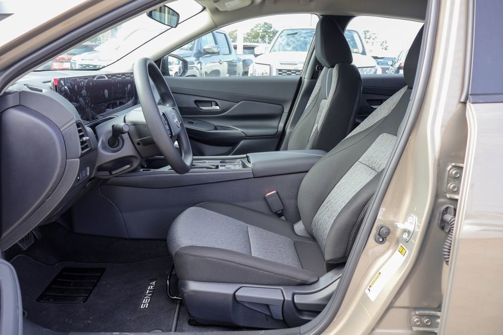 New 2026 Nissan Sentra SV image 7