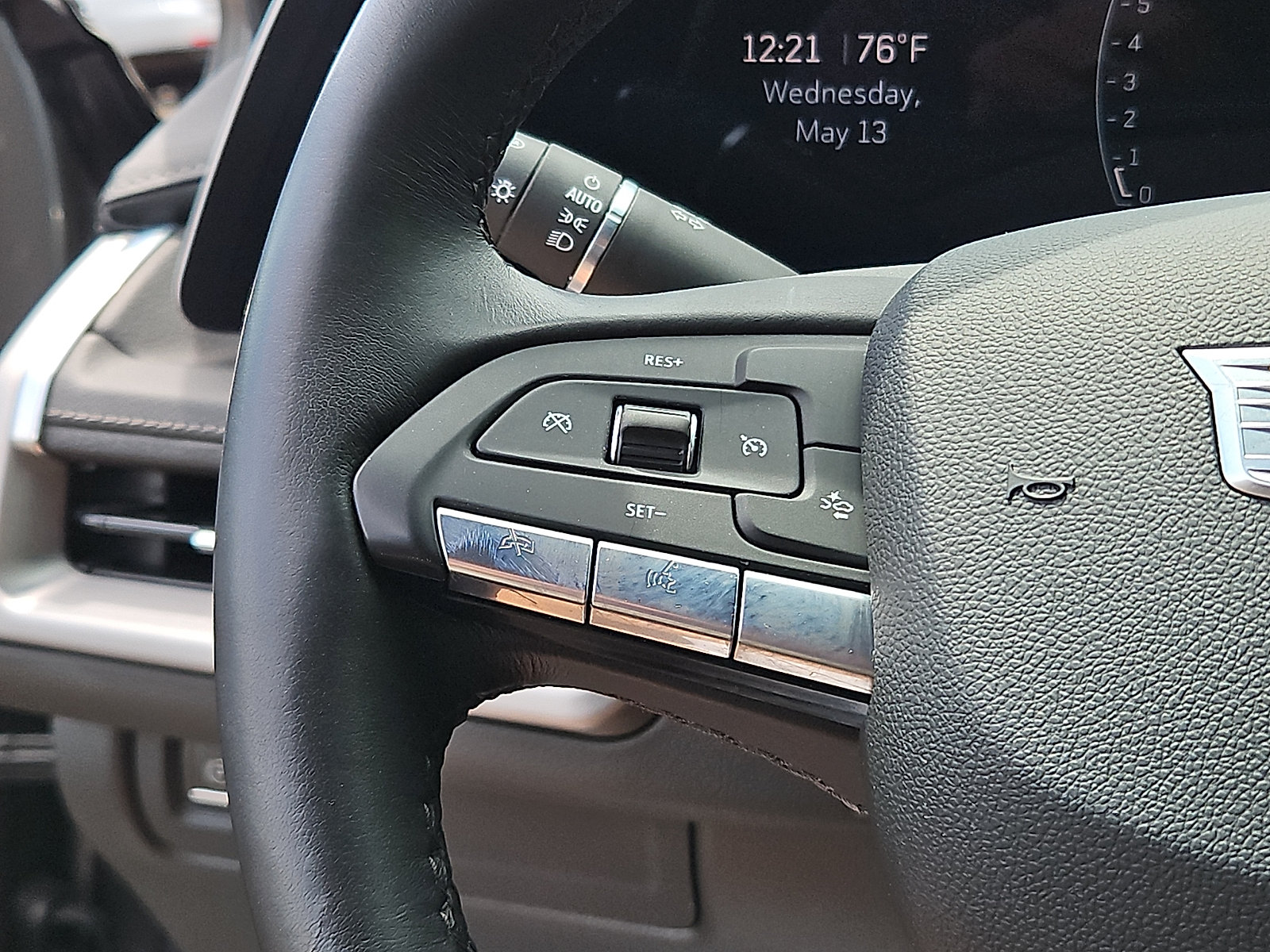 Certified 2025 Cadillac XT4 Premium Luxury AWD/4WD image 21
