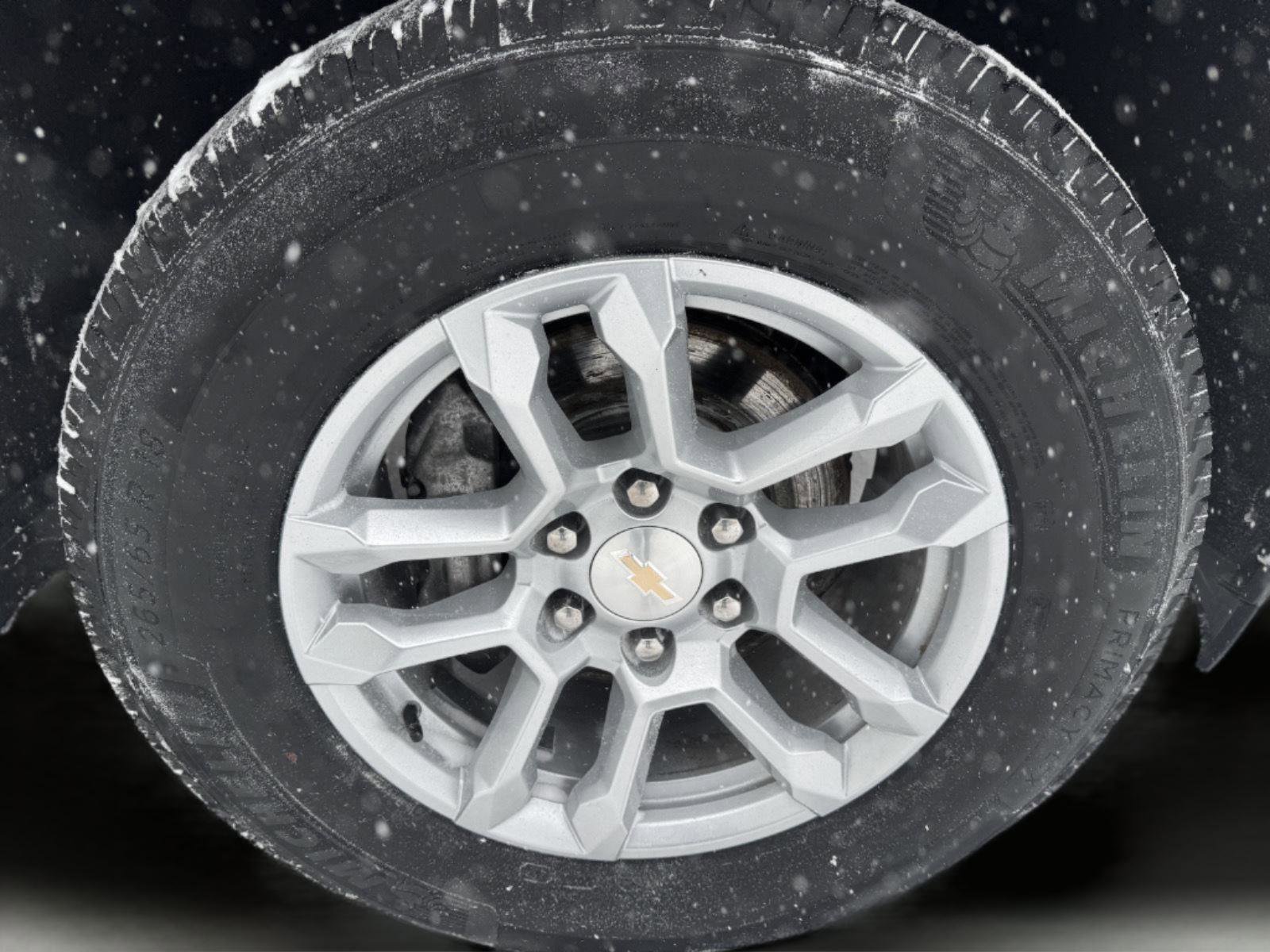 Used 2023 Chevrolet Silverado 1500 LT image 9