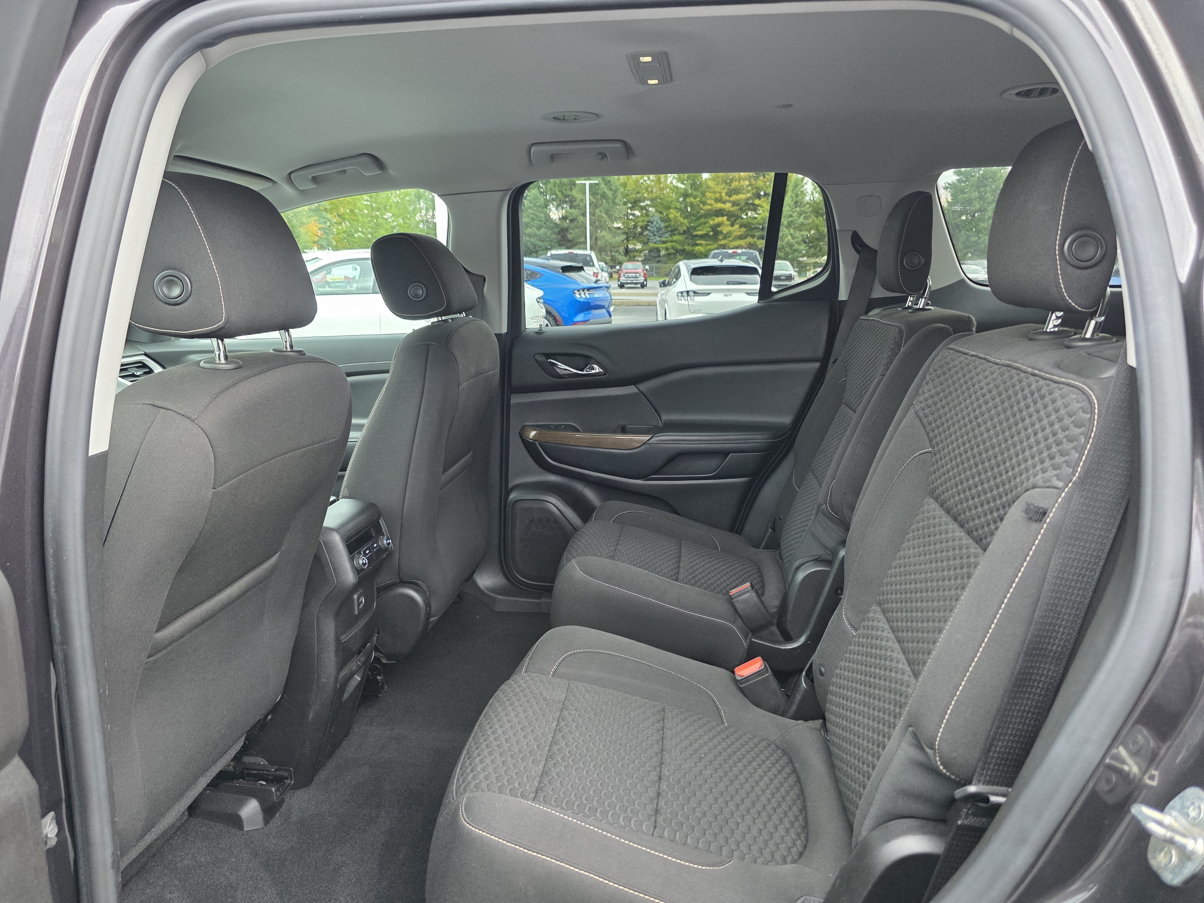 Used 2019 GMC Acadia SLE w/ Driver Alert Package I AWD/4WD image 10