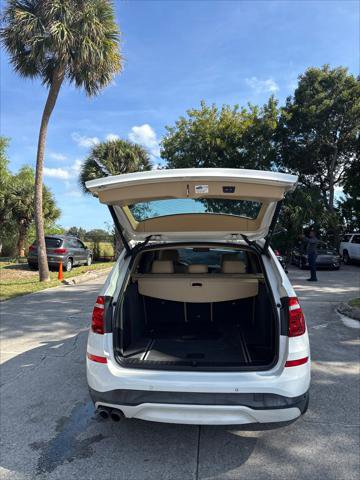 Used 2017 BMW X3 sDrive28i image 16