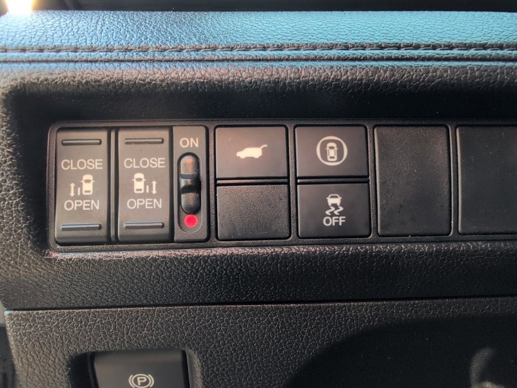 Used 2023 Honda Odyssey EX-L image 25