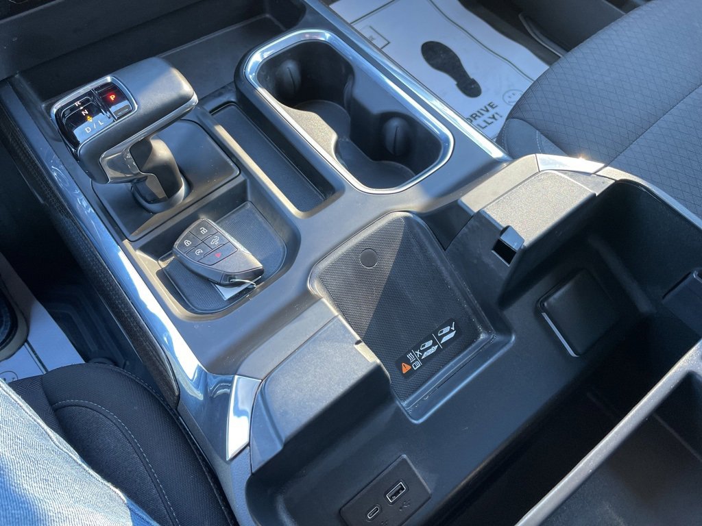 Used 2023 Chevrolet Silverado 1500 LT Trail Boss w/ Convenience Package II image 11