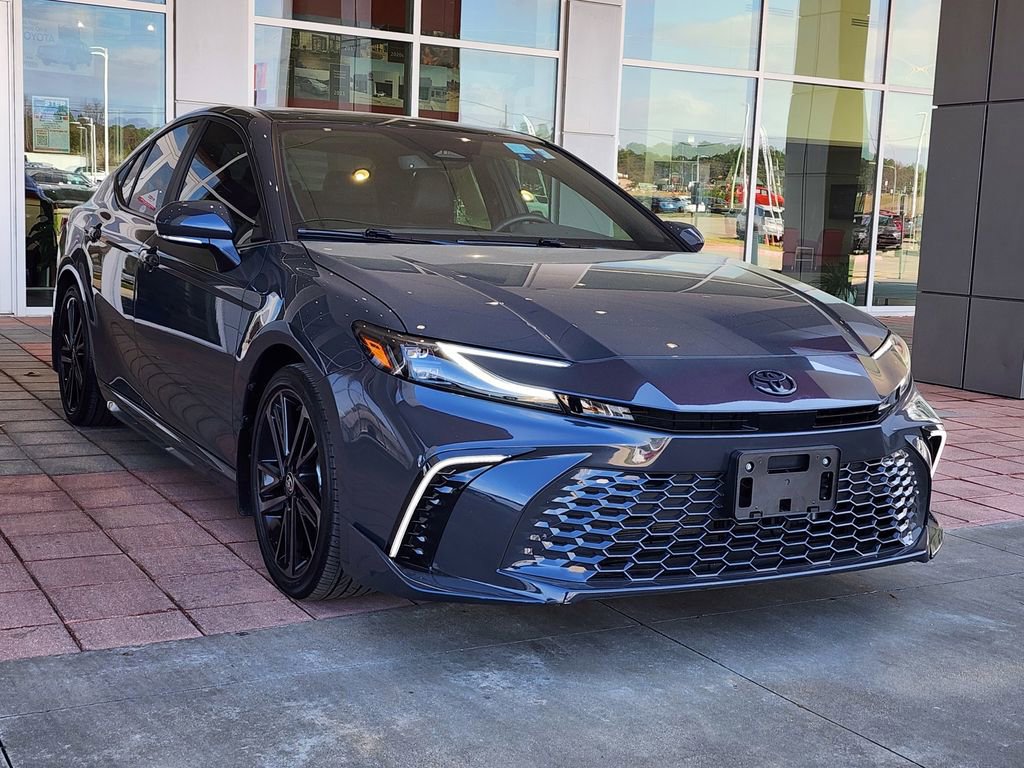 Used 2025 Toyota Camry XSE image 24