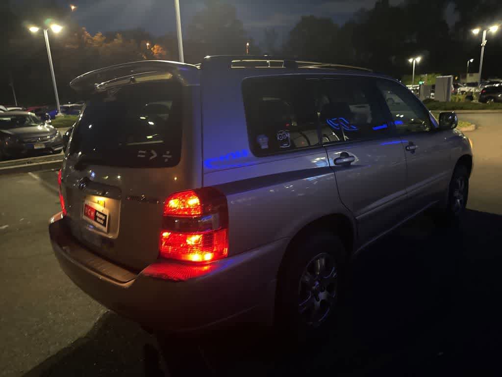 Used 2004 Toyota Highlander 4WD V6 image 12