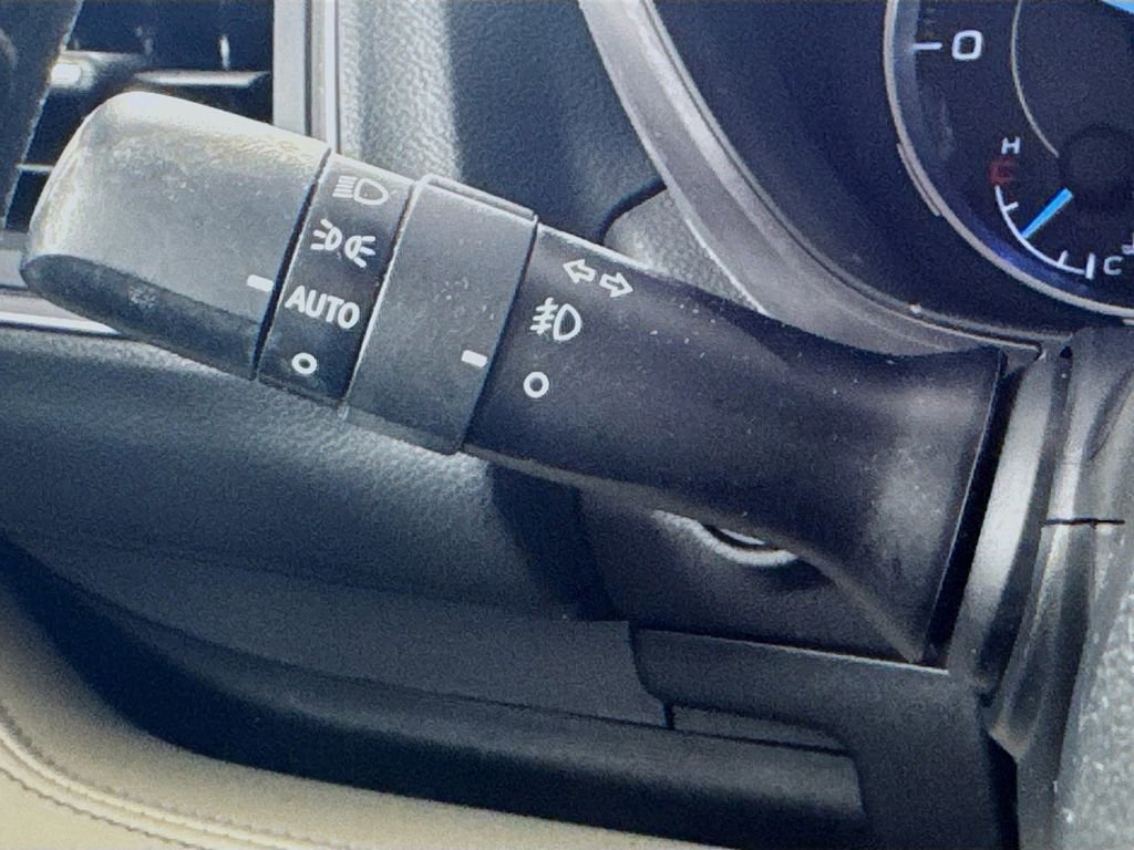 Used 2019 Subaru Ascent Limited w/ Popular Package #2A AWD/4WD image 12