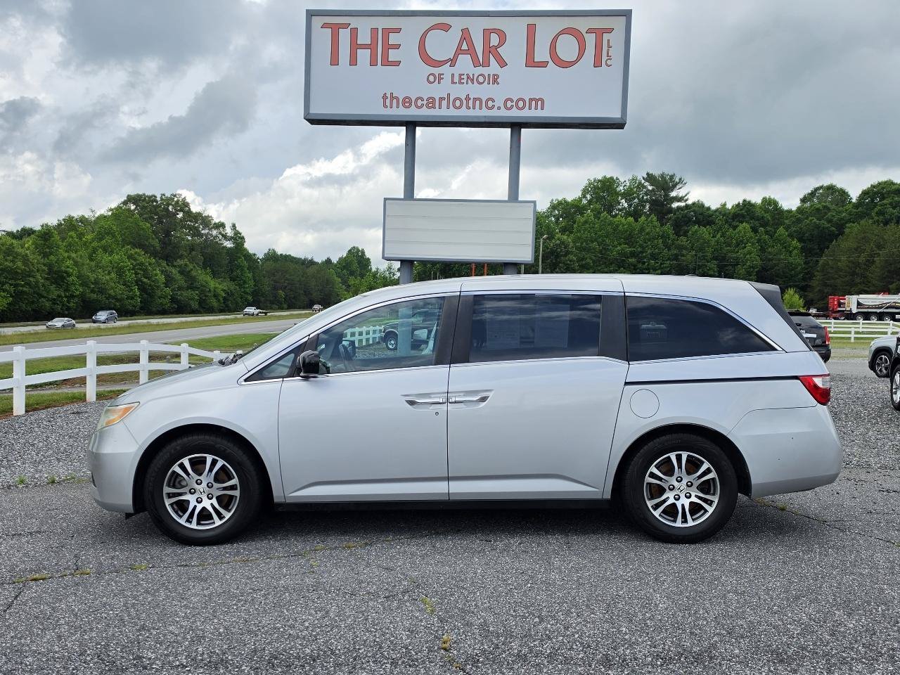 Used 2013 Honda Odyssey EX-L image 2
