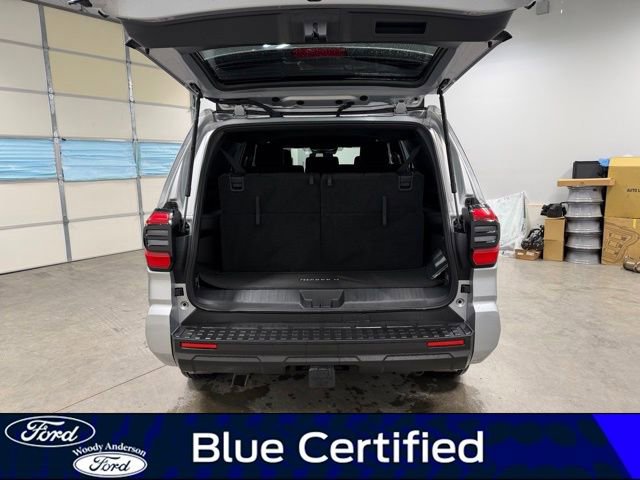 Used 2025 Toyota 4Runner SR5 image 7