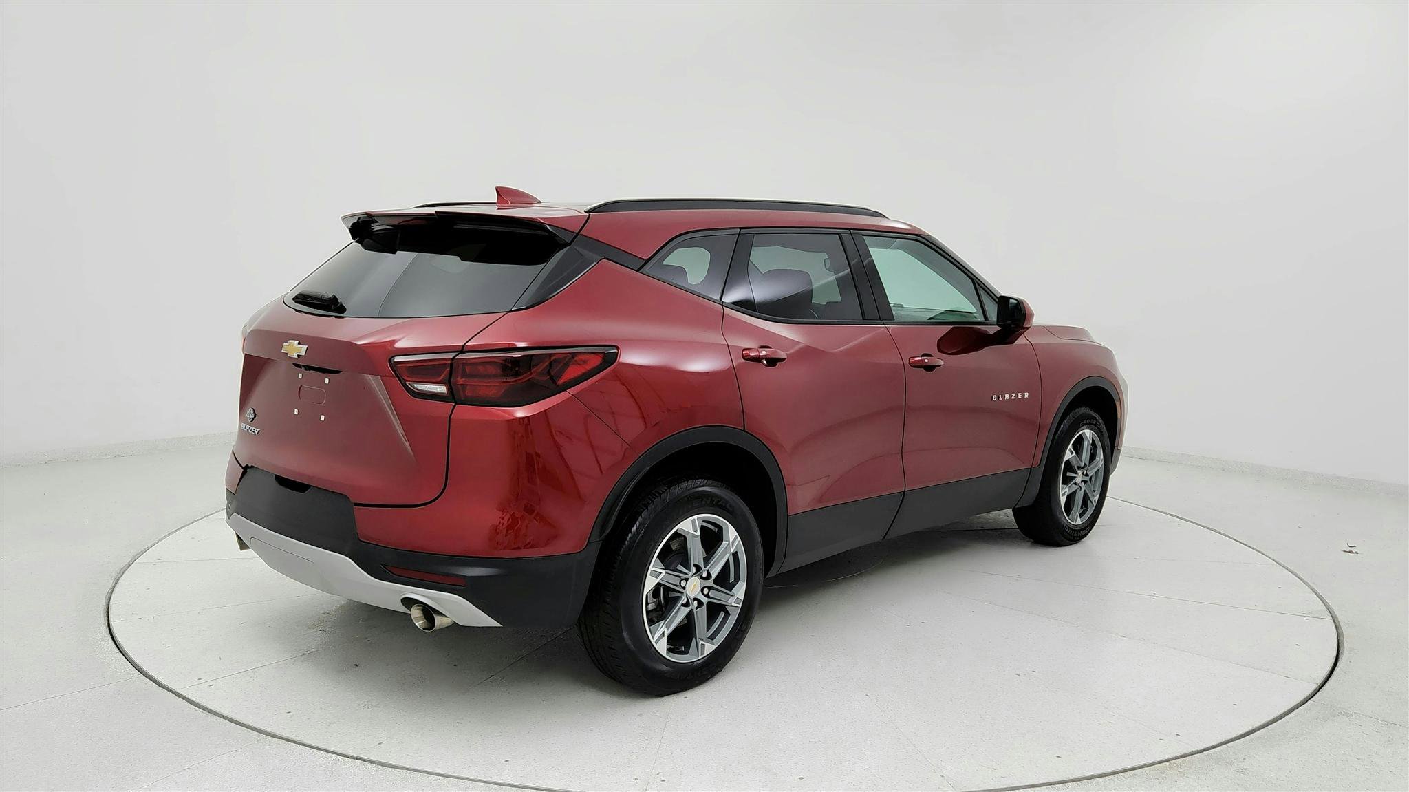 Used 2024 Chevrolet Blazer LT w/ Convenience Package FWD image 5